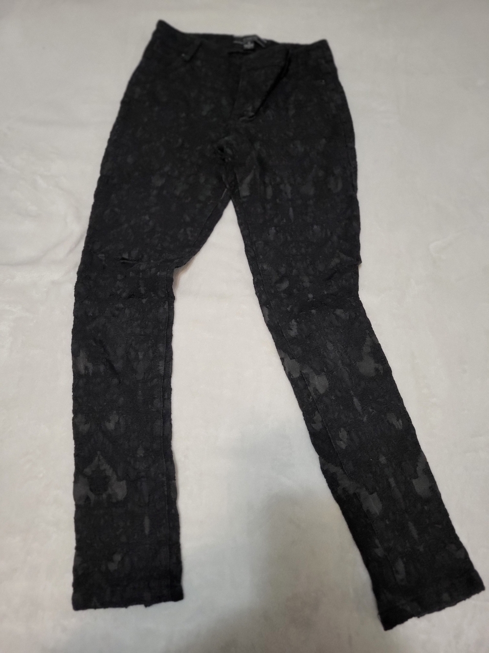 Le Château Black Tonal Damask Floral Skinny Jeans Pants